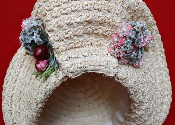 1940 - Oversize halo hat - Decoration of bouquets… - image 10