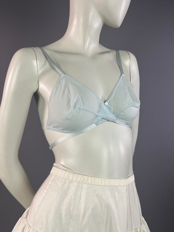 1950s - SCANDALE - Made in France - Baby blue nyl… - image 4