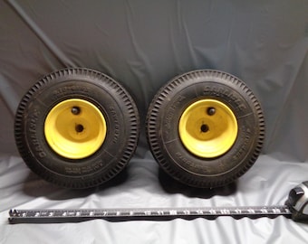 Par de ruedas neumáticas de 10" para carro - Eje de 5/8" - Bujes descentrados