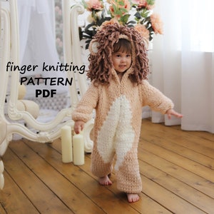 Modello Kigurumi Leone: Maglia con le dita, Tutina per neonato (PDF)