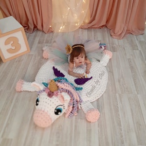 Plush baby rug Mia Unicorn Finger Crochet Pattern PDF baby room decor alize puffy bernat alize baby photo props baby mat image 9