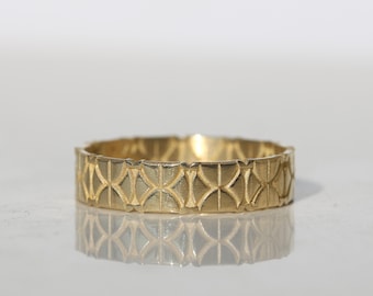 14K Solid Yellow Gold ring Wedding Ring