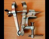 Vise,small vise,jewelry vise,Russian vise and anvil,USSR vise,Soviet vise,small jewelry vise,vintage small vise,USSR vise,vise hand tool