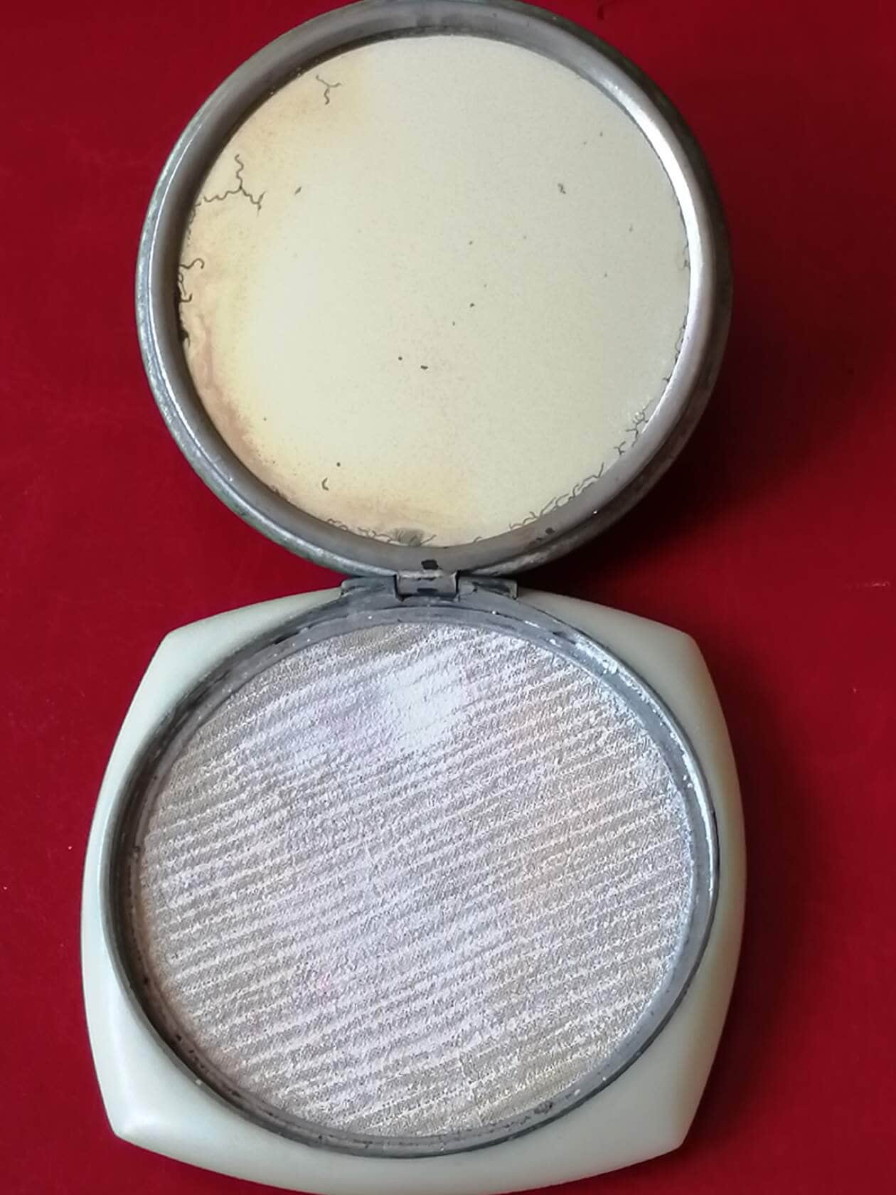 Powder box vintage powder box Old powder box Beautiful powder Etsy