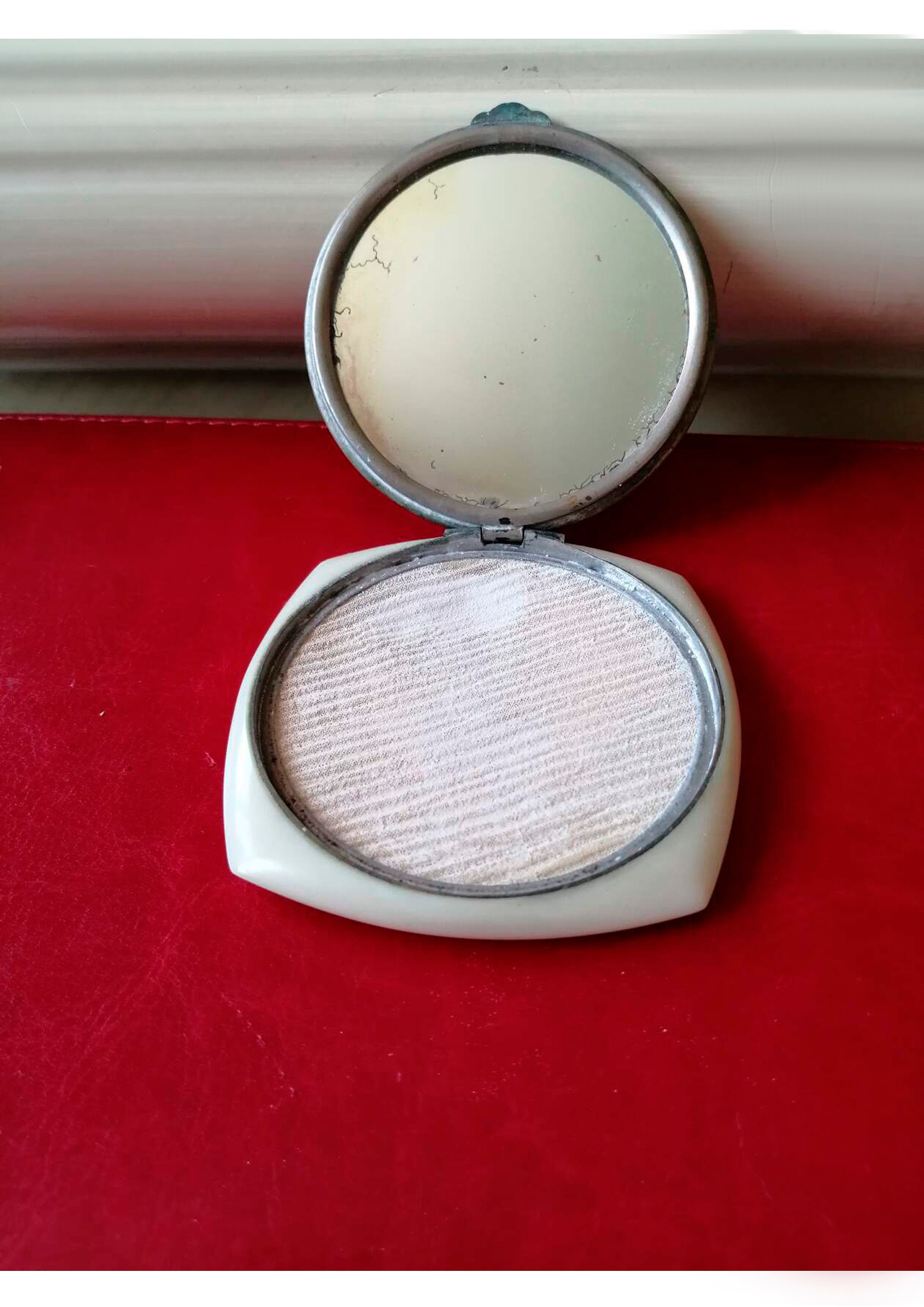 Powder box vintage powder box Old powder box Beautiful powder Etsy