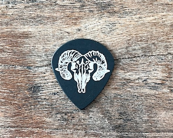 Black Jazz III Ram Skull Guitar Pick | 1.14mm thickness