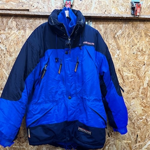 Vintage Dreamland Ski Jacket with removable fleece