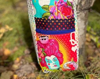 Water bottle carrier- Red Queen 3