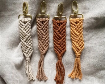 Keychain macrame, macrame keychain, boho accessories