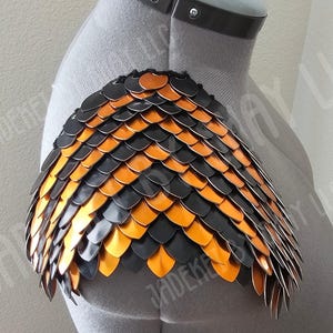 Custom Order, Knitted Dragon Scale Shoulders, Scalemail Epaulets, Cosplay Shoulders, Costume Accessory, LARP