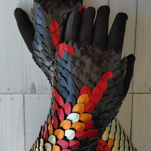 Long Dragon Scale Gloves, Scalemail gloves, Dragon Scale Gauntlets, Custom Made, Black Fire