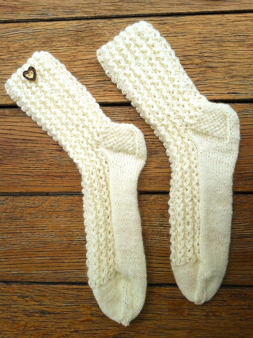 Traditional Dirndl Socks With Heart, Made of Pure Wool, Size 34/35 ...