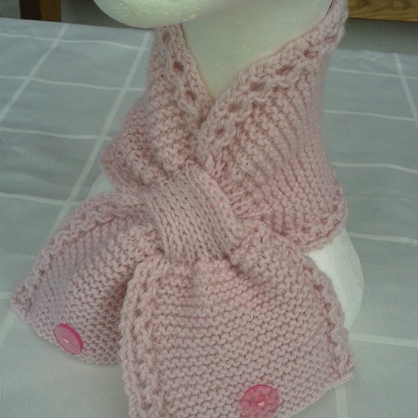 Scarf knitted virgin wool polyester mix light pink with hole pattern edge, 13 x 35 cm, for children aged 1-4 years