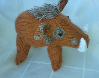 Knitted pig, knitted warthog, knitted Waldemar the African warthog