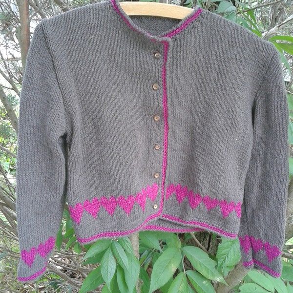 Trachtenjacke gestrickt Gr 128/134 , Baumwolle mit Glitzerherzen, mit passender Tasche