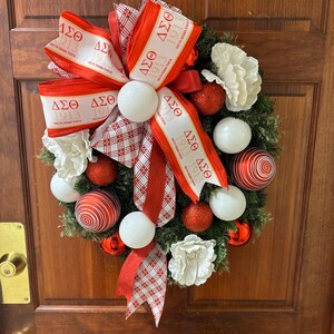 1913 Delta Sigma Theta Sorority Inc. Christmas Winter Wreath, DST Gift, Oh to be a Delta Girl, Crimson and Cream Holiday Decoration, Oo-oop