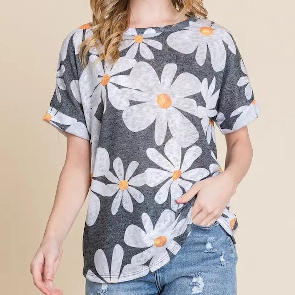 Big Daisy Flower Top, Bom Bom, Floral, Spring, Summer, Hippie,