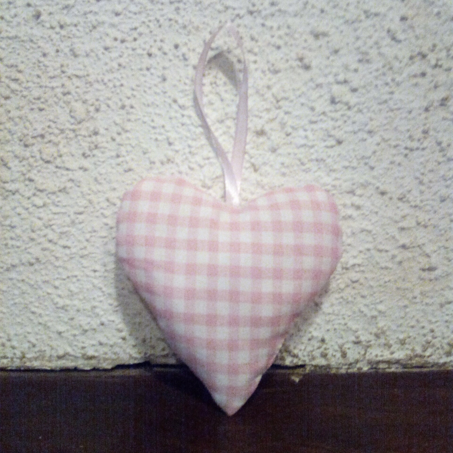 Un Coussin Coeur Vichy Rose