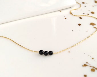 Gold filled black onyx beaded necklace,dainty minimal choker for woman,minimalist boho gift,gold jewellery,delicate layering choker necklace