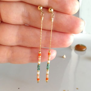 Crystal earrings gold orange blue motteled dainty,minimal gold jewelry,thin chain beaded earrings,colorful trendy earrings,boho gift for her