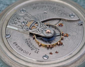 Antique American PS Bartlett Waltham Model 1883 Key-wind 17j Damask Pocket Watch