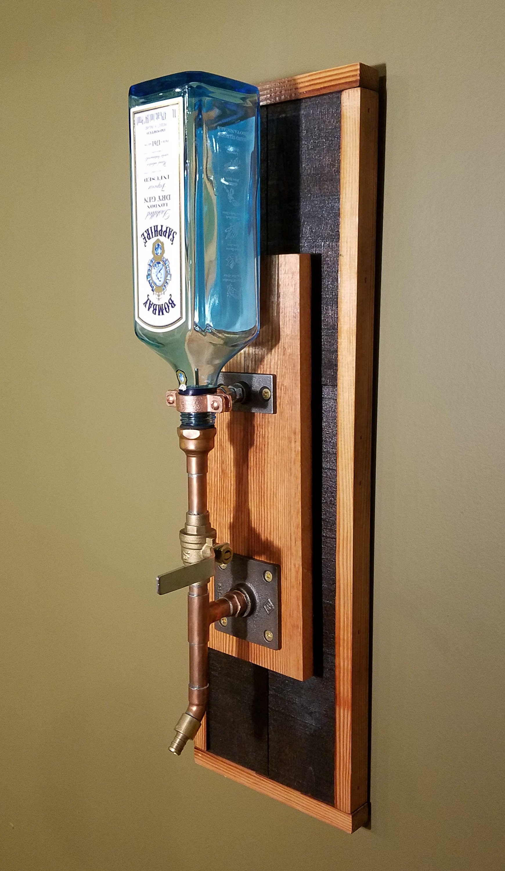 Dispensador de licores Montaje en una sola pared madera | Etsy