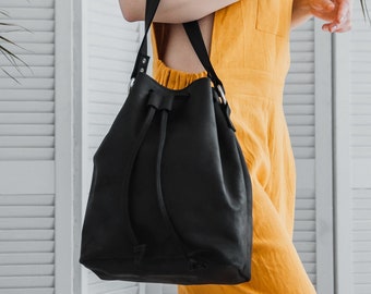 Leather bucket bag,Leather drawstring pouch,Bucket bag women,Leather sack bag,Leather hobo bag,Everyday leather purse,Black bucket bag
