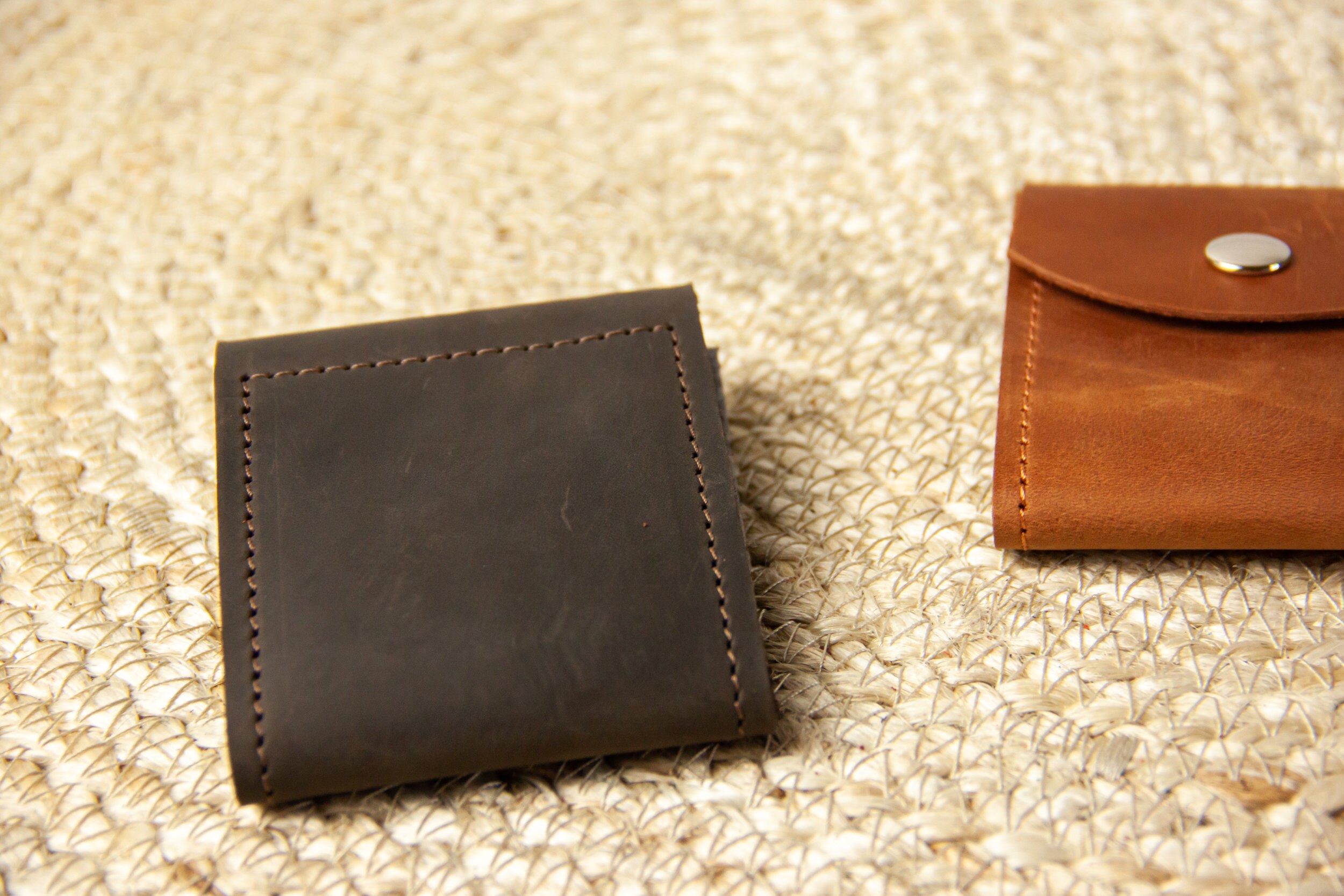 Portefeuille en cuir pour la pêche à la mouche, Cadeaux pêche à la mouche, Pochette mouches, Étui anti-mouches en cuir, Cadeaux pour les pêcheurs - France