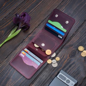 Cartera de cuero triple para mujer, Cartera pequeña personalizada, Cartera pequeña triple, Cartera de mujer hecha a mano, Cartera de cuero grabada