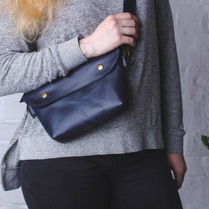 Kleine Leder Crossbody Tasche, Crossbody Taschen für Frauen, Kleine Leder Schulter Geldbörse, Kleine Crossbody Tasche, Mini Umhängetasche, Schultertasche