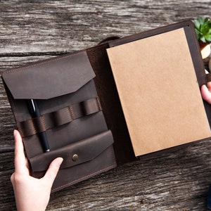 Funda de cuero para cuaderno de viaje, cuaderno de bocetos grabado, funda de cuaderno personalizada, funda de diario rellenable, cuaderno de bocetos de cuero hecho a mano