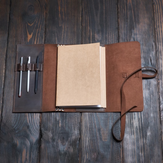 Handmade leather sketchbook cover, Personalized sketchbook cover, Leather sketchbook holder, Leather drawing journal, Sketchbook case