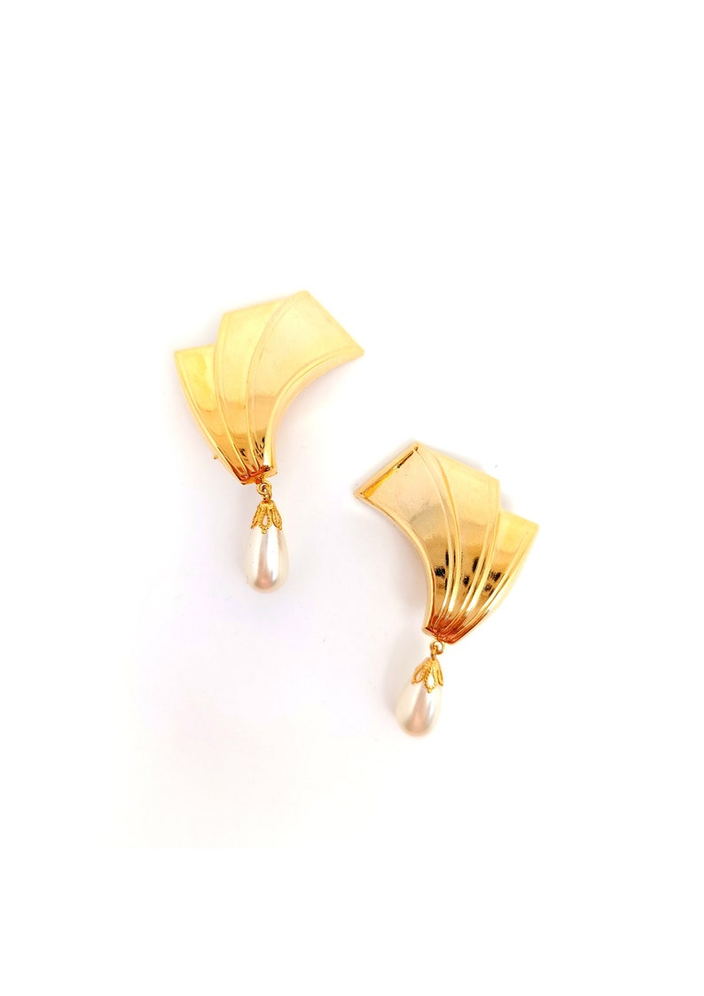 Vintage earrings with clip closure. Pendientes vintage con cierre de clip imagen 1