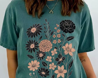 Comfort Colors® Vintage Pressed Flowers Shirt Botanical Floral Tshirt Boho Cottagecore Tee Wildflowers Floral T Shirt Gift for Gardener
