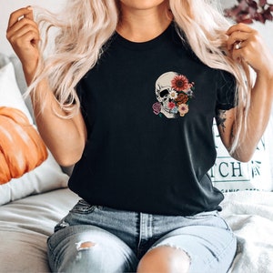 Floral Skull Shirt, Flower Pocket Skull TShirt, Gobblincore Boho Graphic Tee, Witchy Botanical Skeleton, Bloom Skull Fall Halloween Shirt