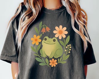 Floral Frog Comfort Colors Shirt, Botanical Cottagecore Nature Art Tee, Whimsical Garden Frog Design, Amphibian Shirt, Garden Lover Gift