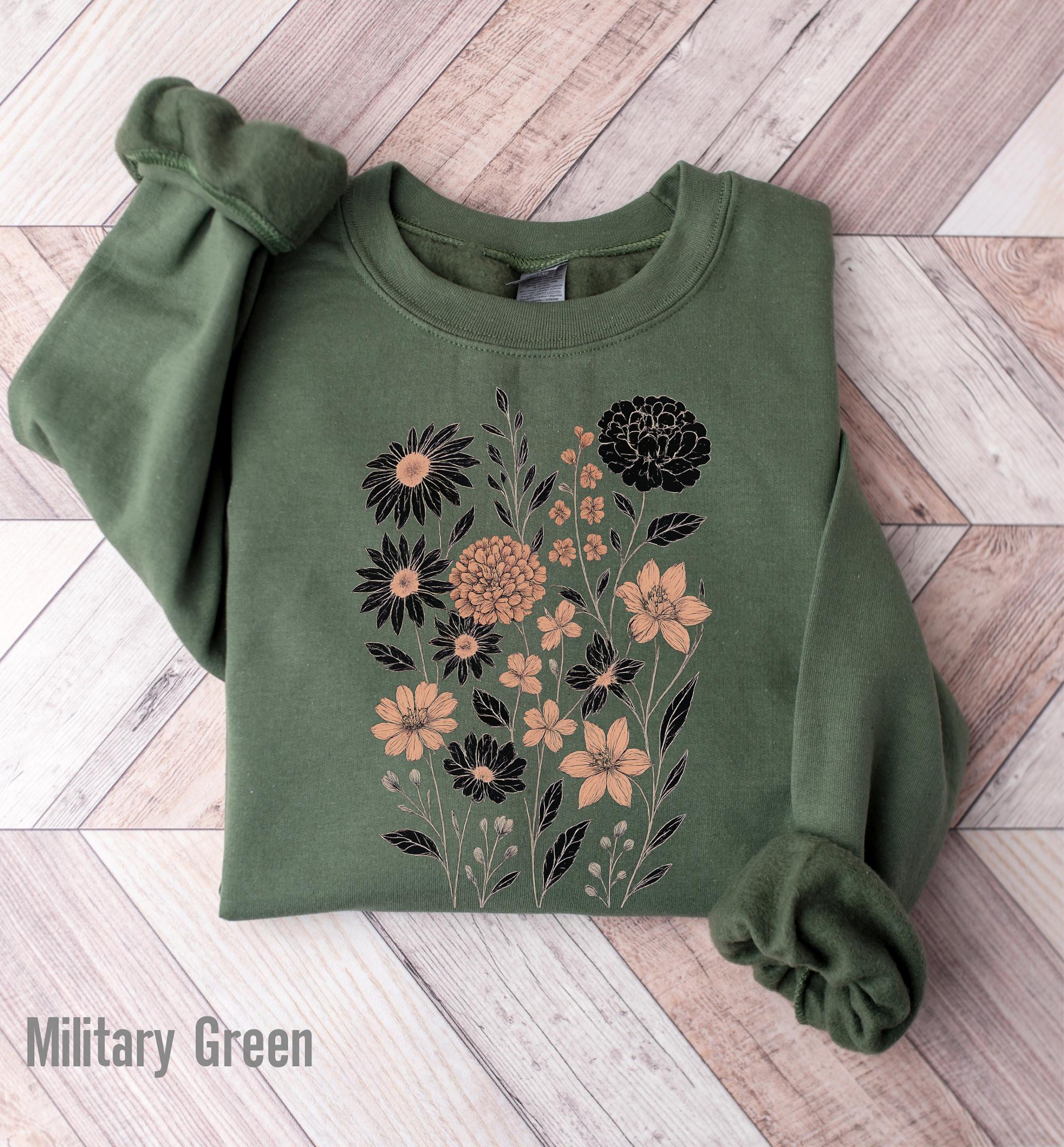 Vintage Pressed Flowers Shirt Botanical Floral Tshirt Boho Cottagecore Tee Wildflowers Floral T Shirt Womens Gift for Gardener Gift for Her