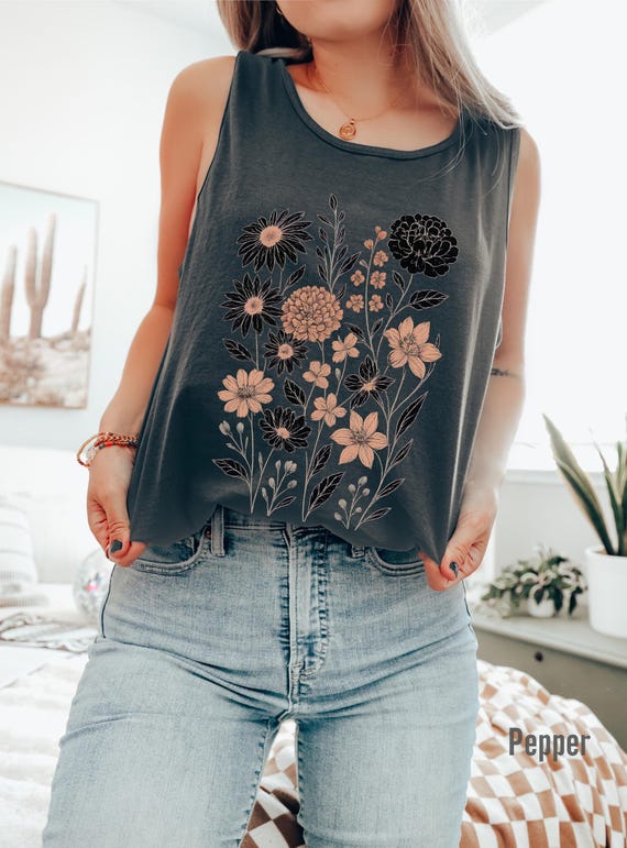 Comfort Colors® Vintage Pressed Flowers Tank Top Cute Botanical Floral Tank Top Boho Cottagecore Tank Top Wildflowers Floral Tank Top Gift
