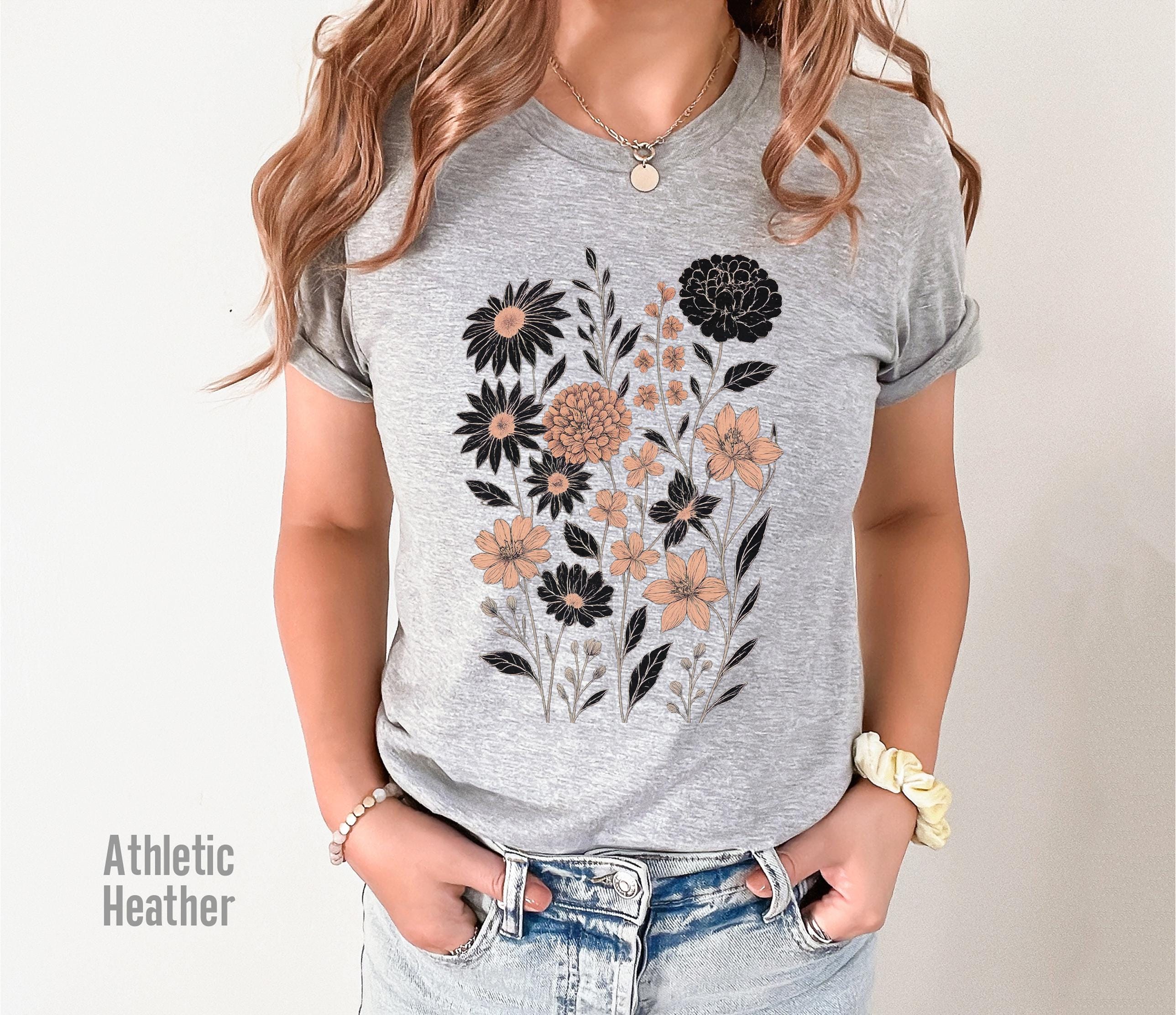Vintage Pressed Flowers Shirt Botanical Floral Tshirt Boho Cottagecore Tee Wildflowers Floral T Shirt Womens Gift for Gardener Gift for Her