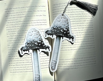 Inky Cap Mushroom Bookmark | Cottage Core Bookmark | Nature Mushroom Bookmark | Book lover gift | Romance bookmark | Beautiful bookmark