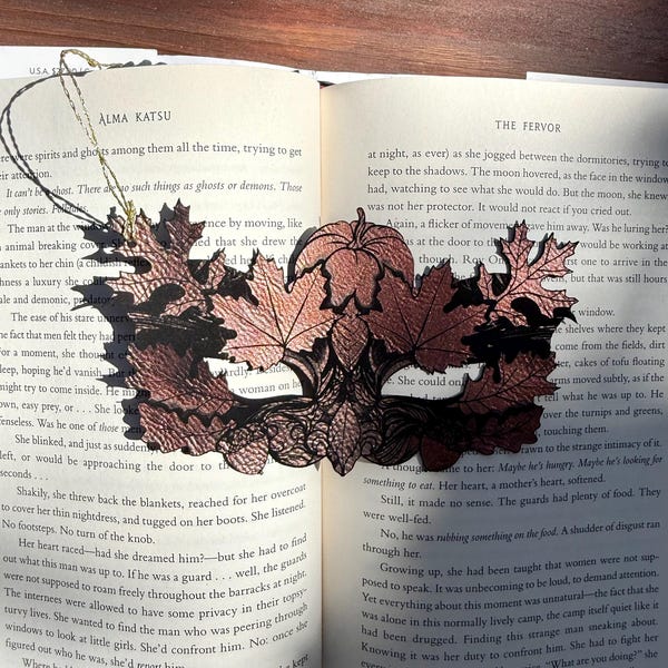 Autumn Mas Bookmark Vegan Leather | Bookish Gift | Bookmarks for her | Gift for booklovers | Beautiful Bookmark | nature bookmark | handmade