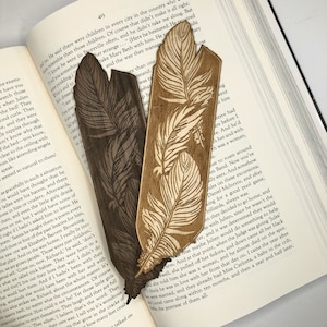 Feathers Wooden Bookmark | Book lover gift | Personalized bookmark