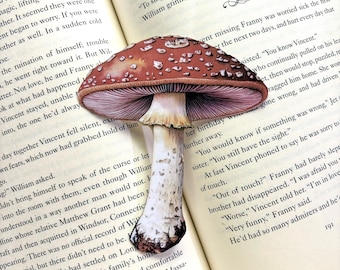Mushroom Bookmark | Nature Bookmark | Bookmark for fantasy lovers | gift for book lovers | bookish gift | cottage core | book witch