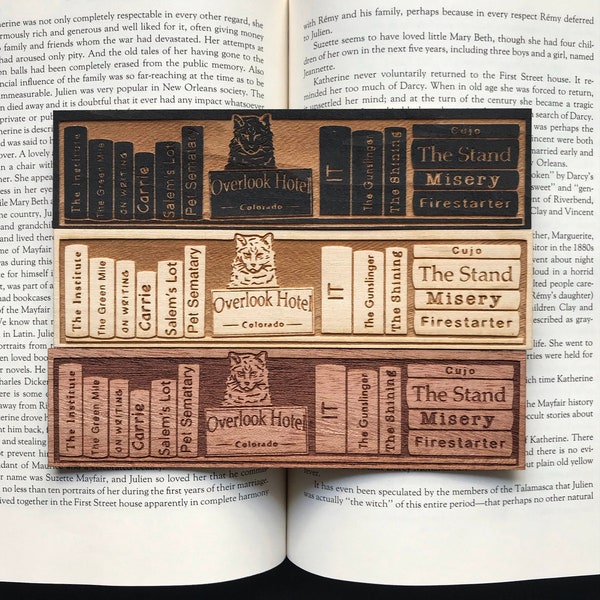The King of Horror Regal Lesezeichen aus Holz | Horror Lesezeichen | Horror Lesezeichen | Bücherwurm Geschenk | Personalisiertes Geschenk