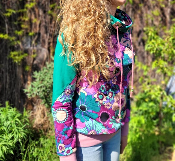 geblümter Hoodie, Kapuzenpullover für Damen, Gr. 36- 48, Retroblumen lila, rosa, grün