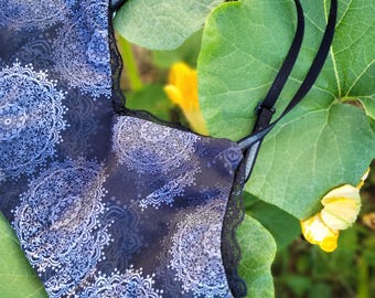 Black lace bustier, available from 70A to 110F, mandala bra bustier