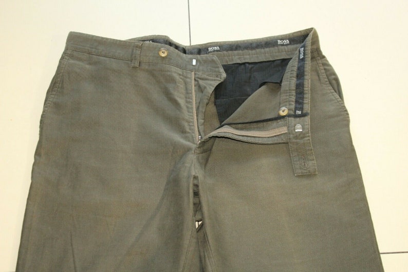 Vintage Men/'s Khaki Cotton HUGO BOSS Zip Tapered Casual Jeans Trousers Size 44 54 L 33