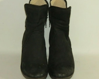 Botins femininos de couro preto vintage (nobuck) MANAS com zíper pontiagudo e salto médio tamanho 3/36