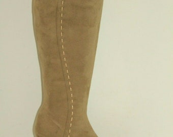 Vintage Women's Beige Looks Suede SPOT ON Square Toe Mid Calf High Heel Boots Size 7 /40