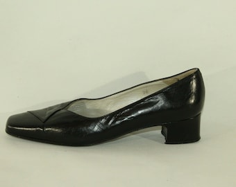 Vintage Women's Black Leather O.I.S Slip On Square Toe Low Heel Court Shoes Size 3 / 36